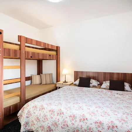 Appartamento Piemonti Bešeňová