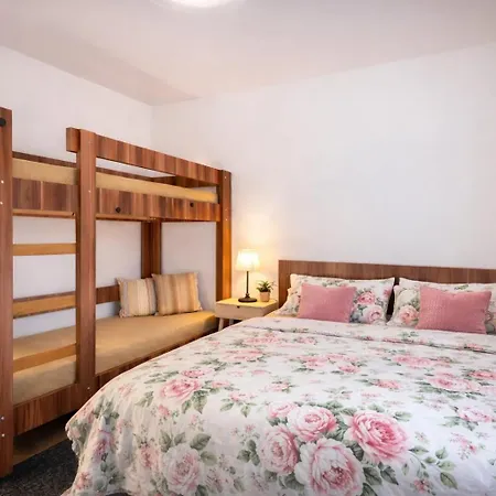 Piemonti Apartment