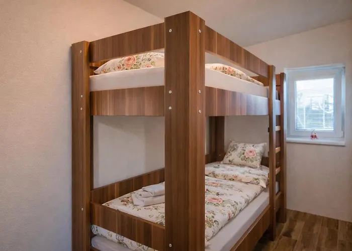 Piemonti Bešeňová